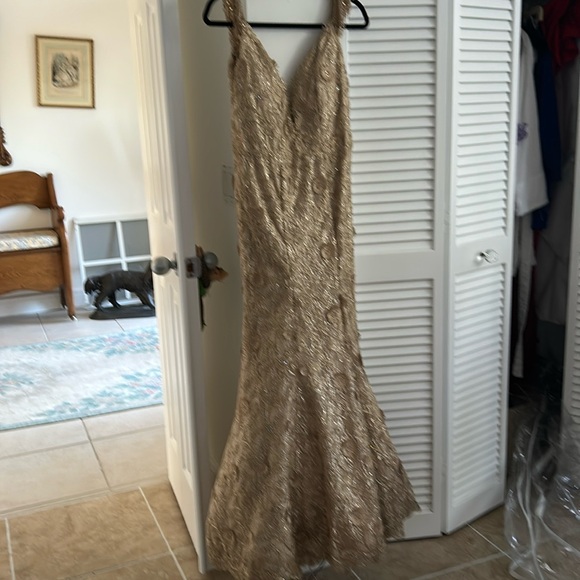 Clarisse ball gown - Picture 1 of 3